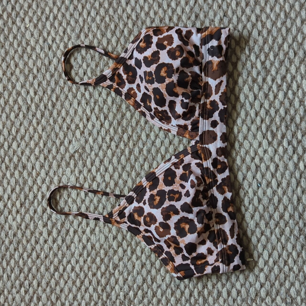 Kona Sol leopard print bikini top
